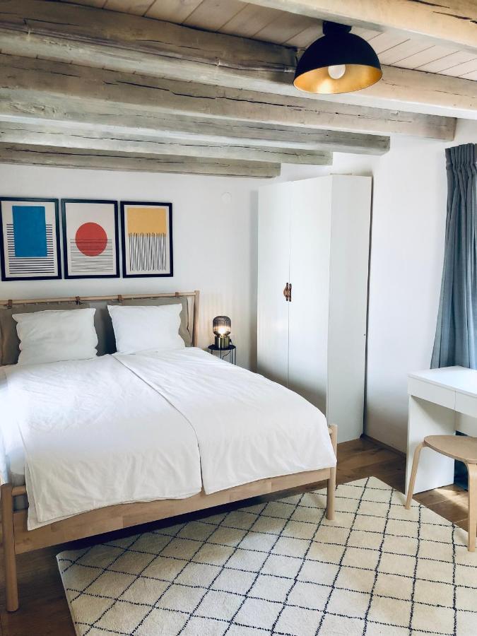 Seayou!***Charming 1-Bedroom Rental Unit In The Old City Center Of Cres Dış mekan fotoğraf