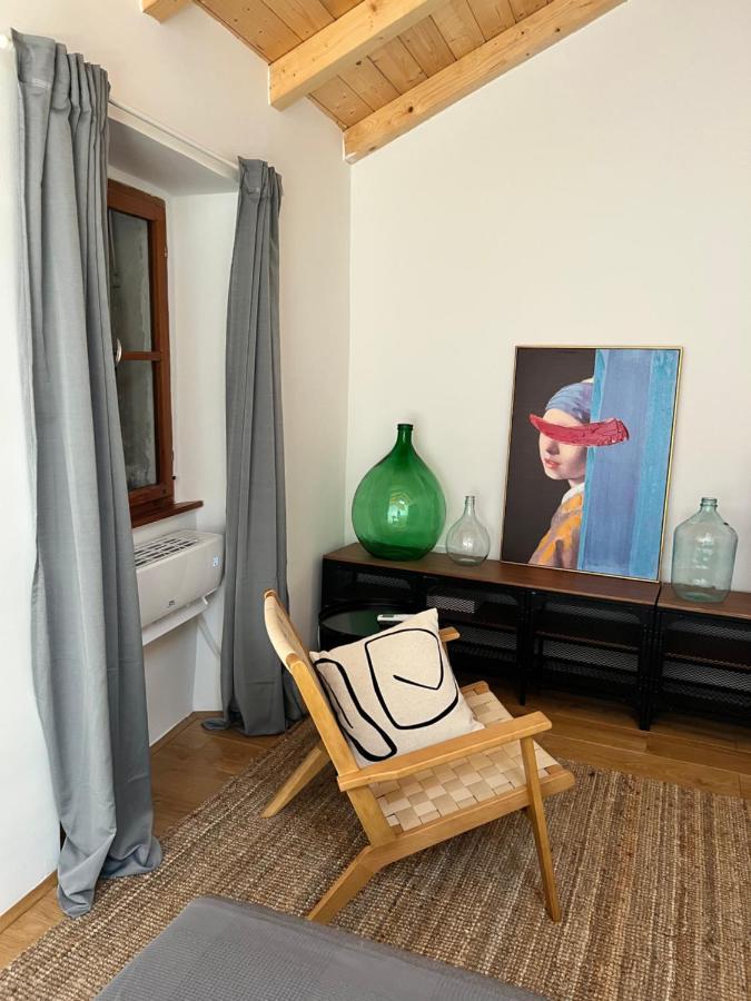 Seayou!***Charming 1-Bedroom Rental Unit In The Old City Center Of Cres Dış mekan fotoğraf