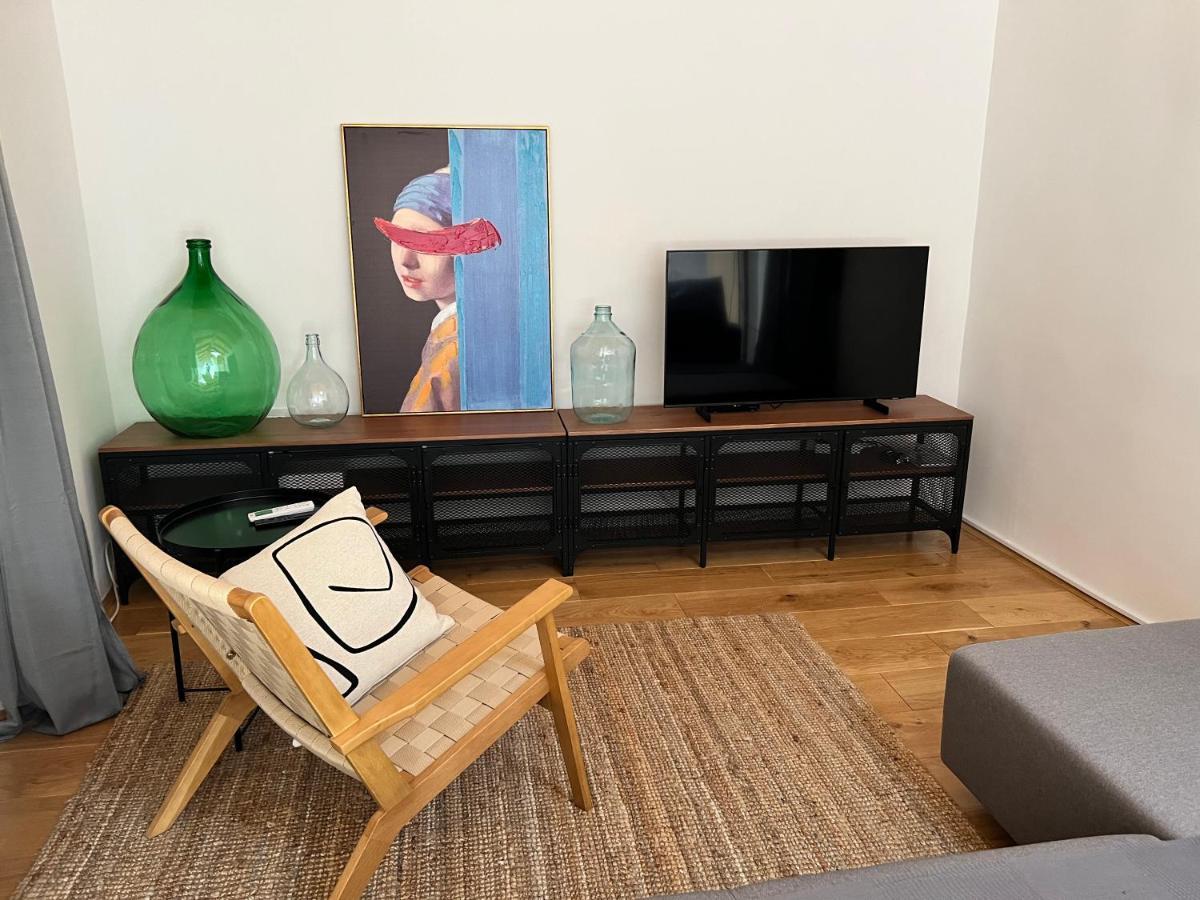 Seayou!***Charming 1-Bedroom Rental Unit In The Old City Center Of Cres Dış mekan fotoğraf